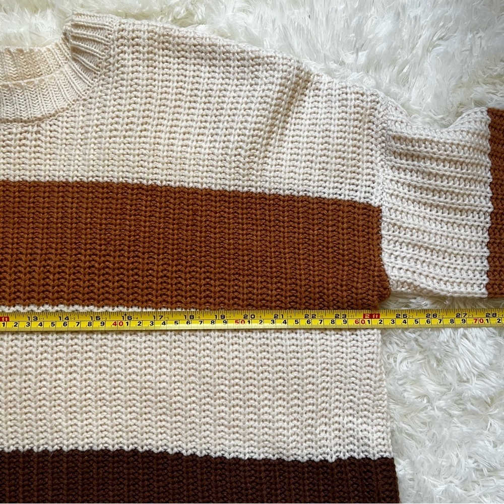 Moon & Madison Cream and Brown Knit Crop Sweater - Picture 5 of 6